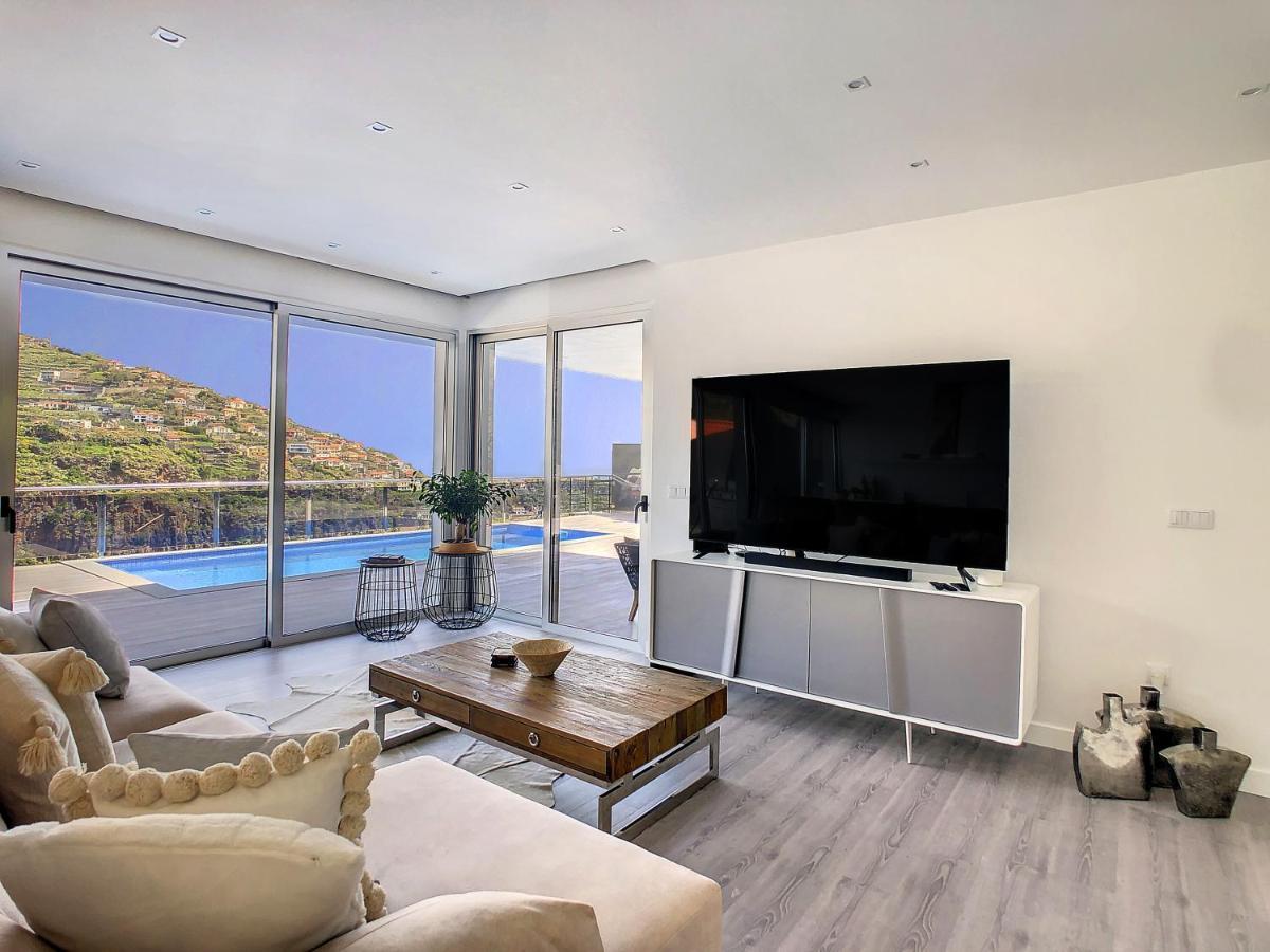 Wild River Villa By Lovelystay Ribeira Brava Kültér fotó